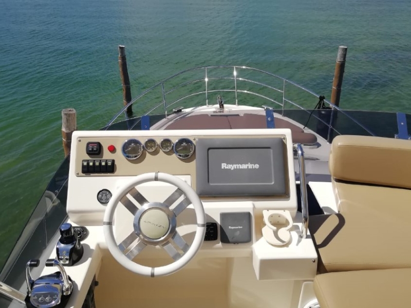 (40 ft) Azimut Flybridge - 12 pax - 15