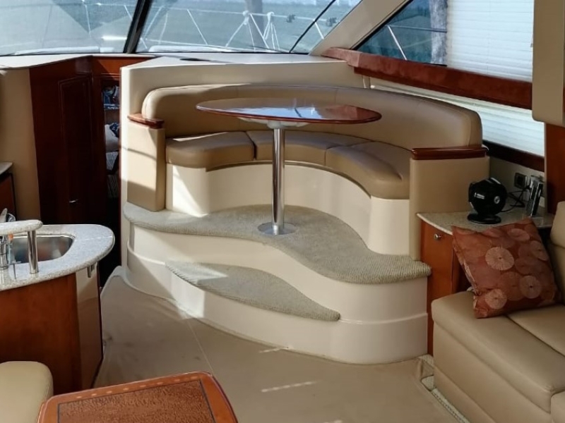 (42 ft) Meridian Flybridge - 12 Pax - 04