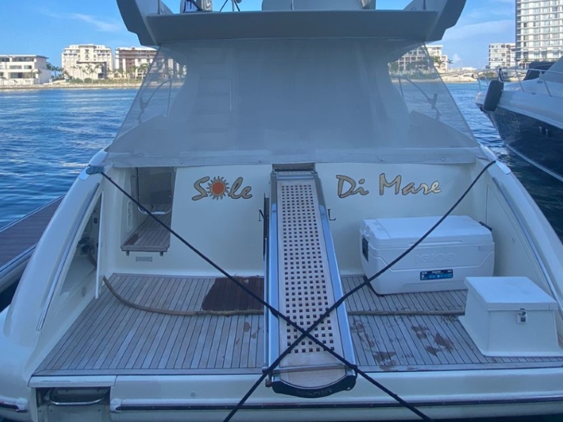 (50 ft) Azimut Flybridge - 15 pax - 01