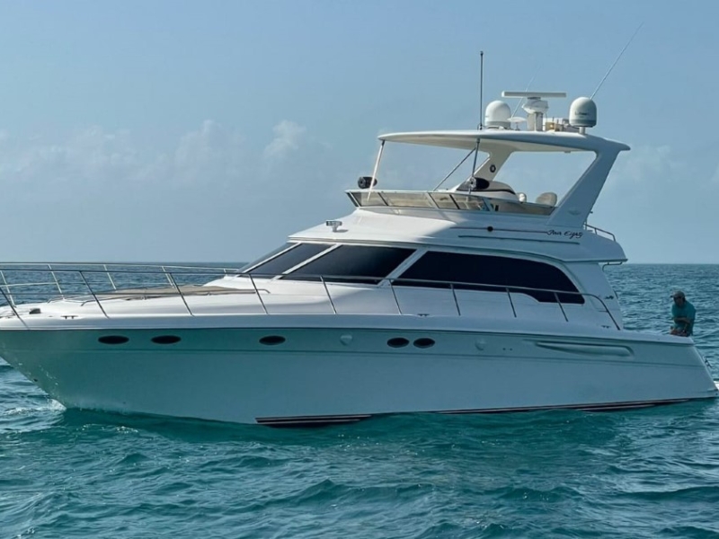 (50 ft) Sea Ray Flybridge - 15 - 20 Pax - 07