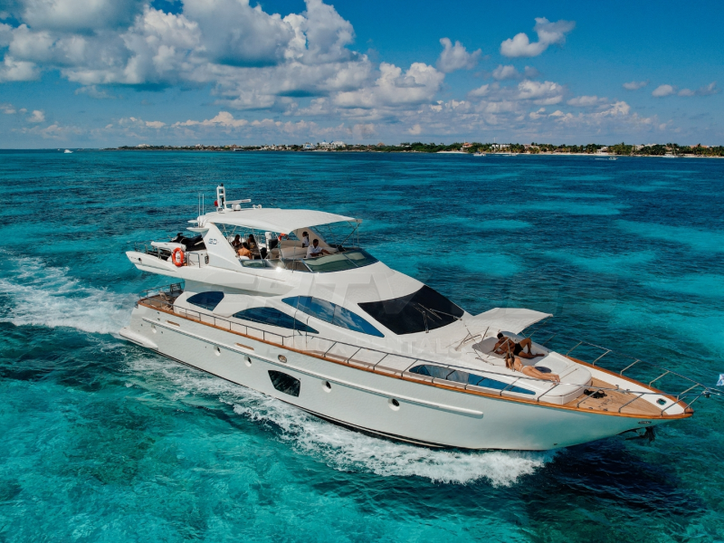 (80 ft) Azimut - Truco II (5)