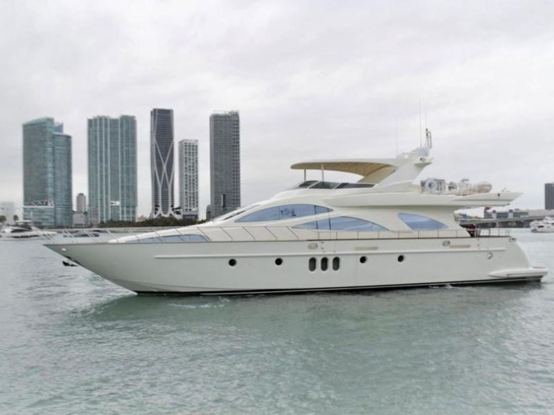 (85 ft) Azimut -25 pax (1)